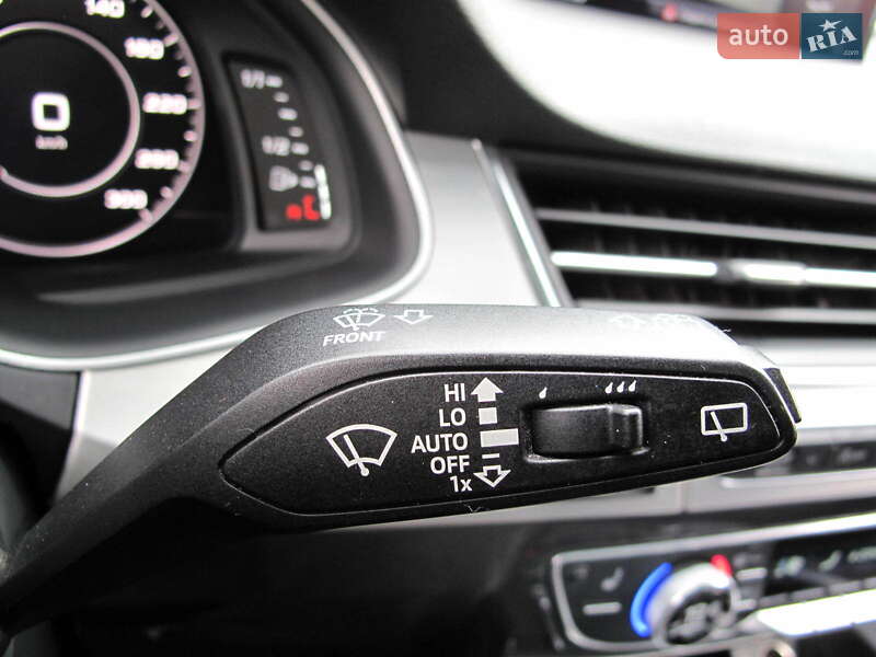 Внедорожник / Кроссовер Audi Q7 2015 в Киеве