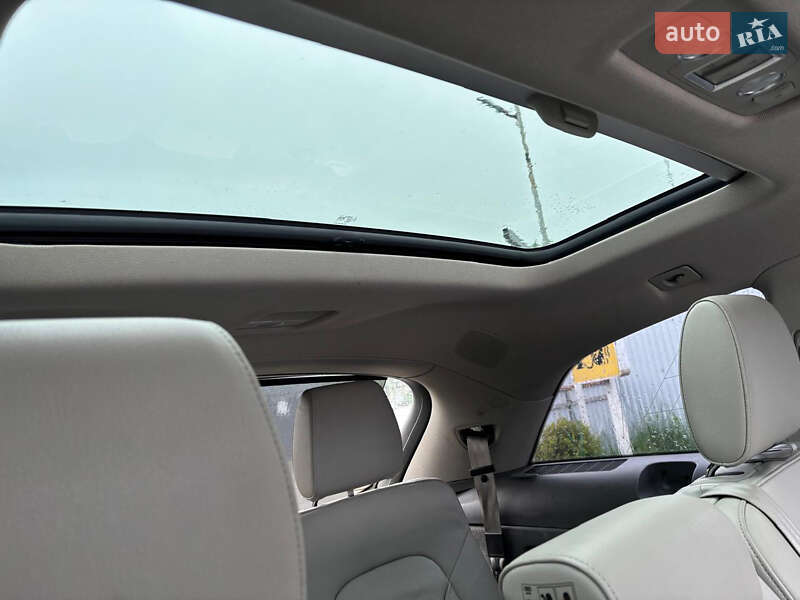 Внедорожник / Кроссовер Audi Q7 2012 в Черновцах
