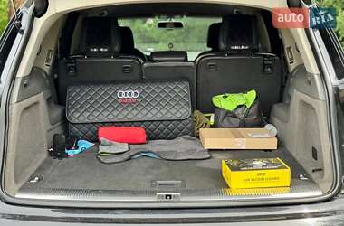 Внедорожник / Кроссовер Audi Q7 2007 в 
