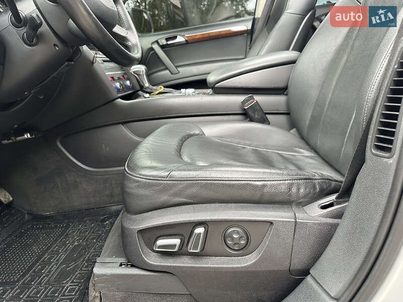 Внедорожник / Кроссовер Audi Q7 2012 в Тернополе
