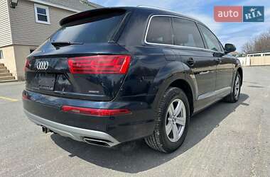 Внедорожник / Кроссовер Audi Q7 2017 в 