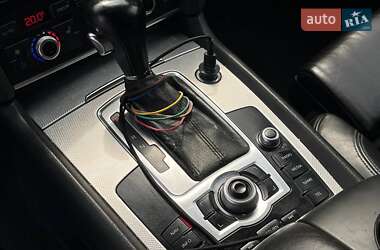 Внедорожник / Кроссовер Audi Q7 2011 в 