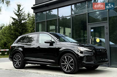 Внедорожник / Кроссовер Audi Q7 2023 в 
