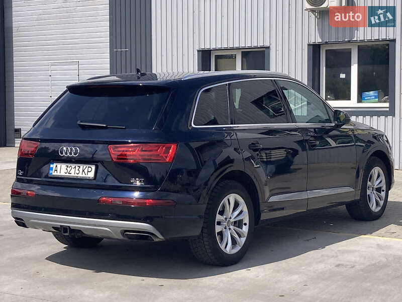 Внедорожник / Кроссовер Audi Q7 2017 в Белой Церкви