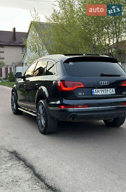 Внедорожник / Кроссовер Audi Q7 2012 в 