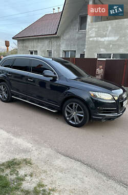 Внедорожник / Кроссовер Audi Q7 2012 в 