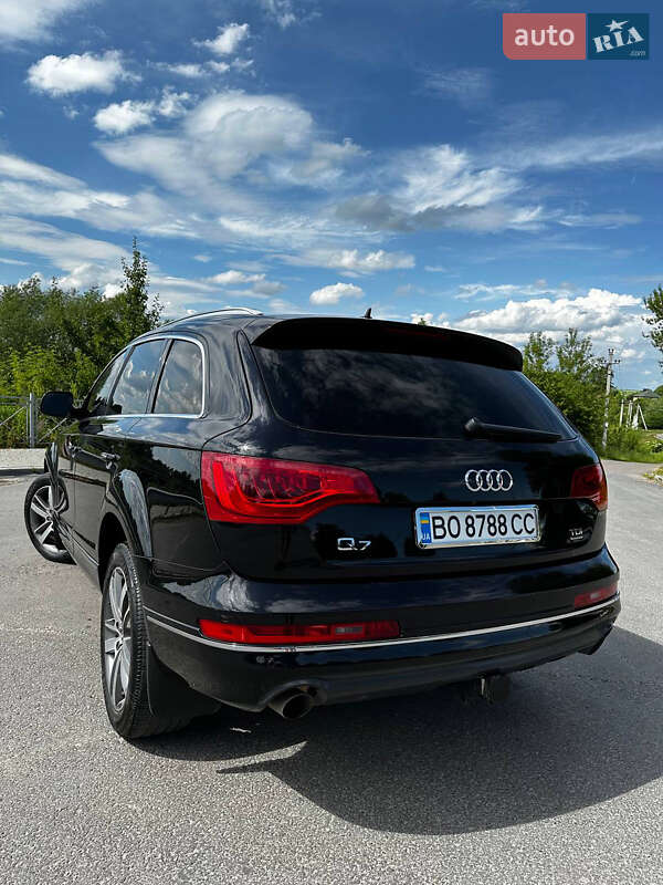 Позашляховик / Кросовер Audi Q7 2012 в Тернополі