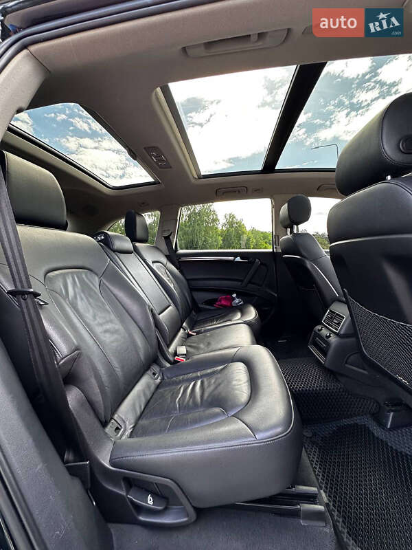 Позашляховик / Кросовер Audi Q7 2012 в Тернополі