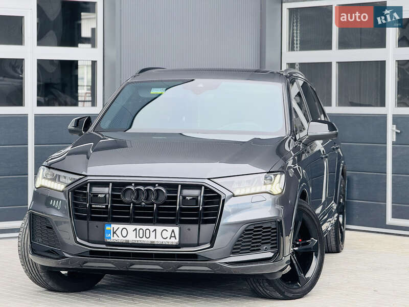 Внедорожник / Кроссовер Audi Q7 2020 в Мукачево