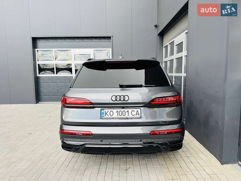 Внедорожник / Кроссовер Audi Q7 2020 в Мукачево