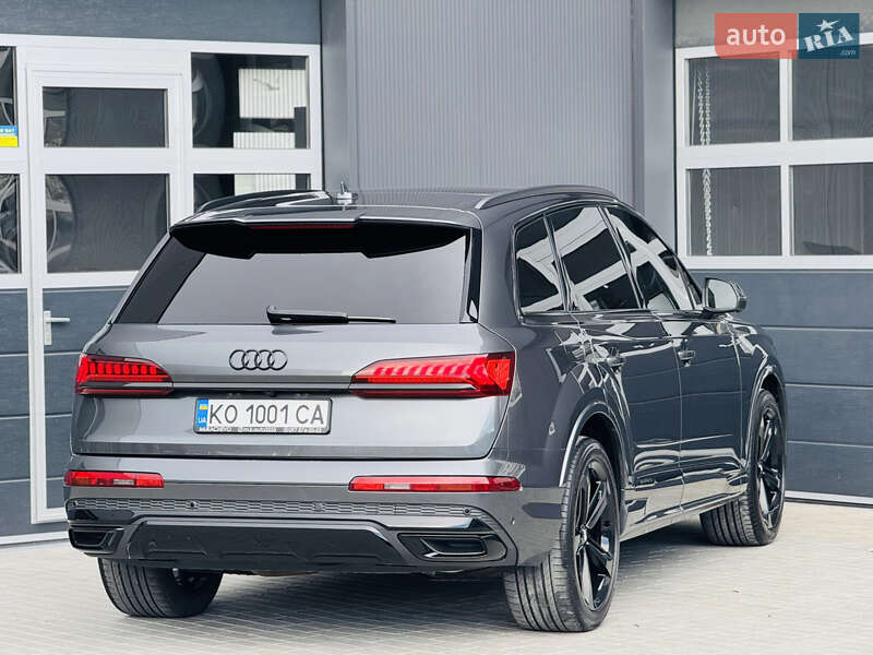Внедорожник / Кроссовер Audi Q7 2020 в Мукачево