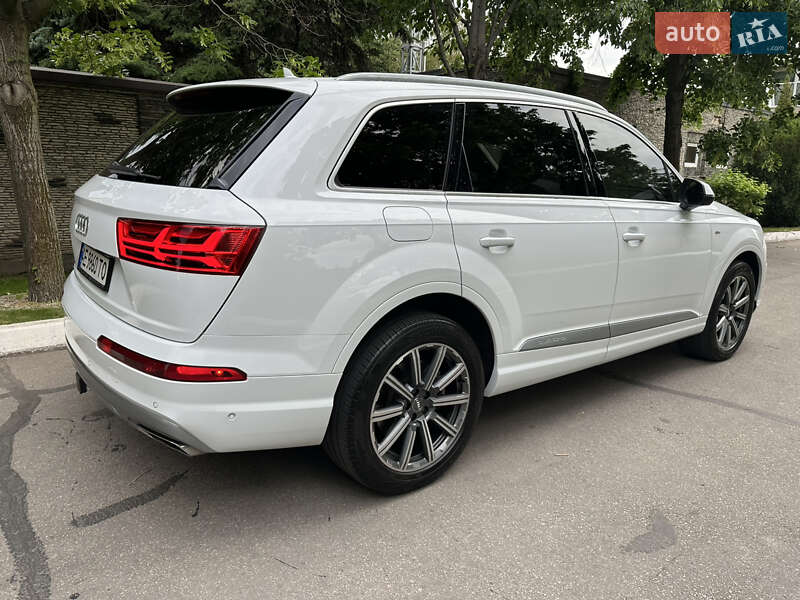 Внедорожник / Кроссовер Audi Q7 2018 в Днепре фото 22 Внедорожник / Кроссовер Audi Q7 2018 в Днепре