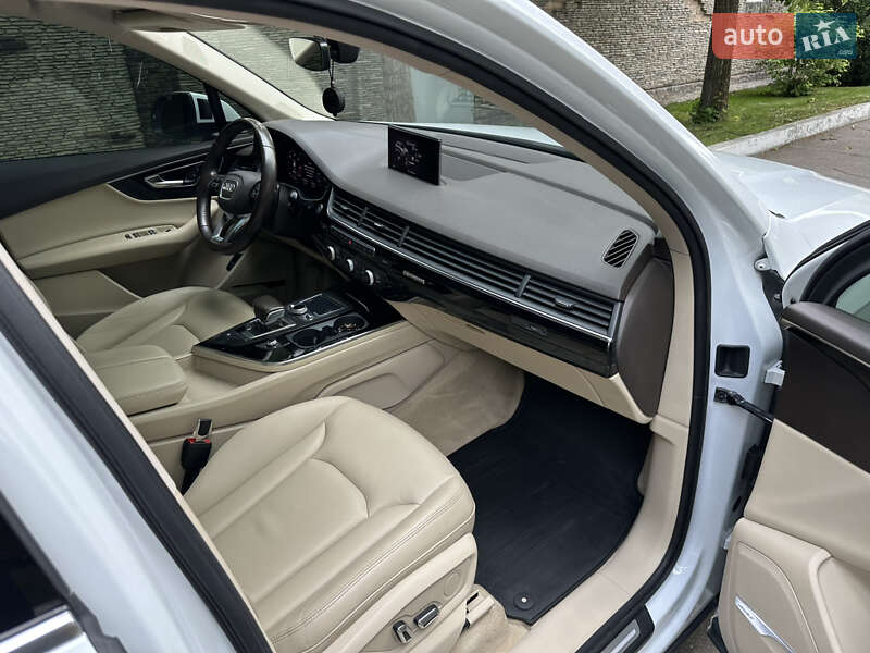 Внедорожник / Кроссовер Audi Q7 2018 в Днепре фото 51 Внедорожник / Кроссовер Audi Q7 2018 в Днепре