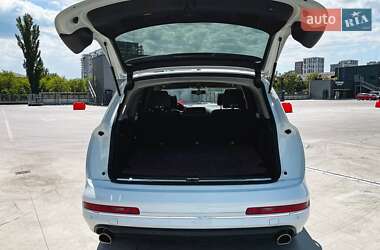 Внедорожник / Кроссовер Audi Q7 2014 в Киеве