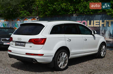 Внедорожник / Кроссовер Audi Q7 2011 в 