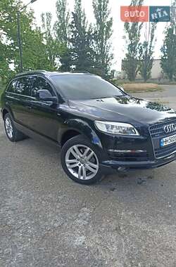 Внедорожник / Кроссовер Audi Q7 2007 в 