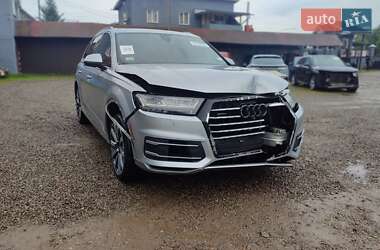 Внедорожник / Кроссовер Audi Q7 2017 в Стрые