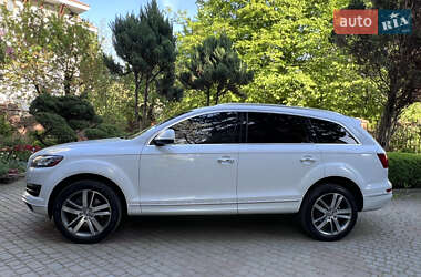 Позашляховик / Кросовер Audi Q7 2015 в Львові
