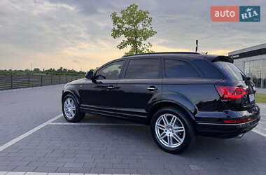 Внедорожник / Кроссовер Audi Q7 2011 в 