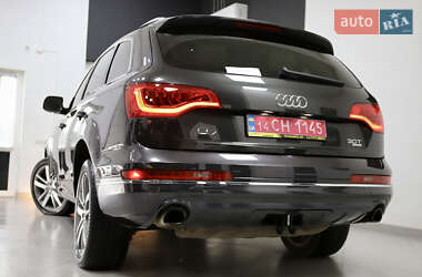 Внедорожник / Кроссовер Audi Q7 2014 в 