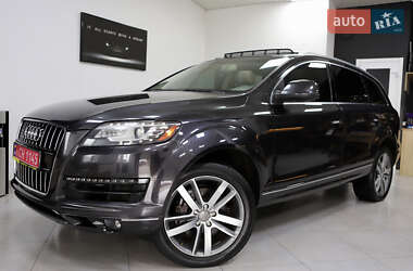 Внедорожник / Кроссовер Audi Q7 2014 в 