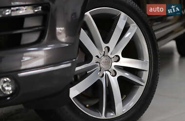 Внедорожник / Кроссовер Audi Q7 2014 в 