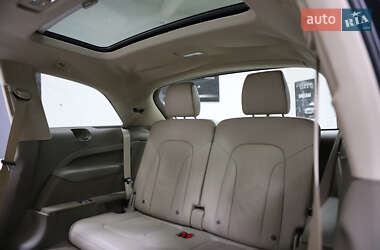 Внедорожник / Кроссовер Audi Q7 2014 в 
