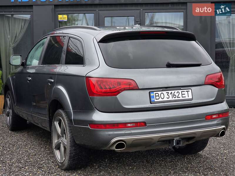 Позашляховик / Кросовер Audi Q7 2015 в Тернополі