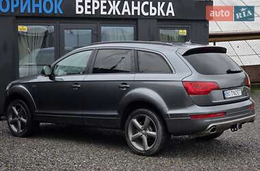 Позашляховик / Кросовер Audi Q7 2015 в 