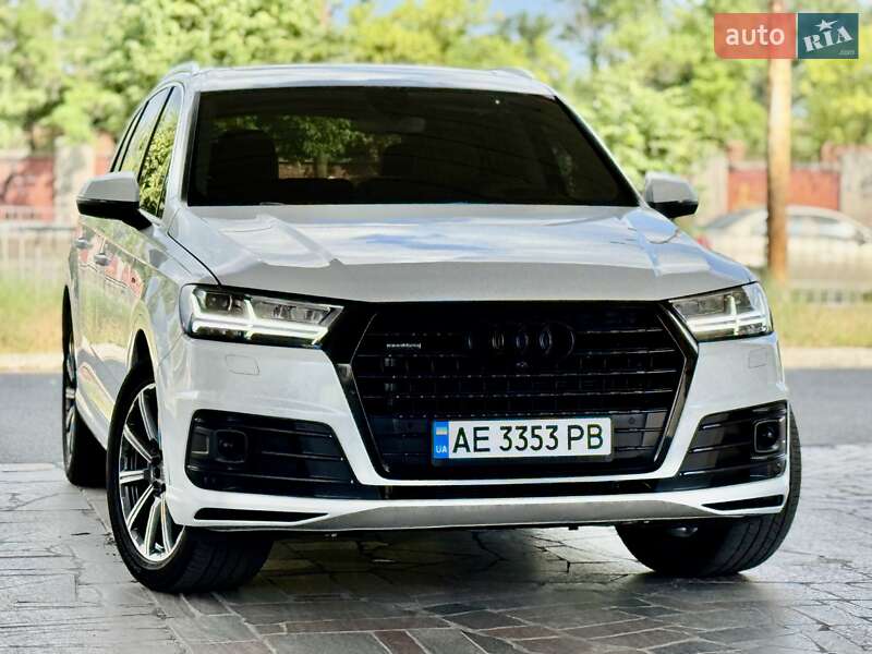 Audi Q7 2016