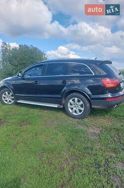 Внедорожник / Кроссовер Audi Q7 2008 в 