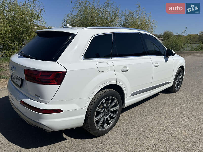 Позашляховик / Кросовер Audi Q7 2017 в Полтаві