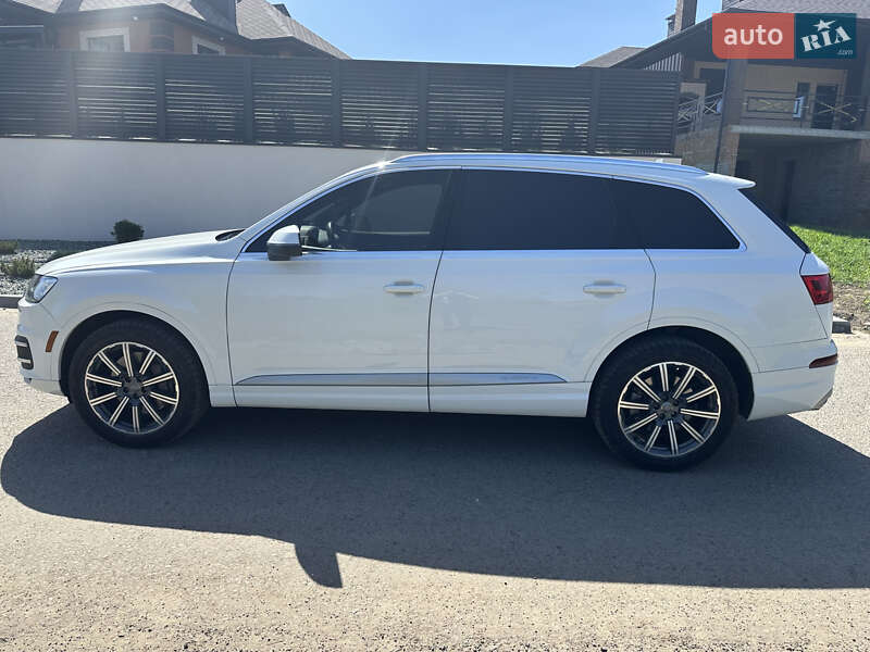 Позашляховик / Кросовер Audi Q7 2017 в Полтаві