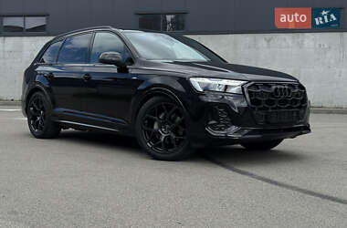 Внедорожник / Кроссовер Audi Q7 2025 в 