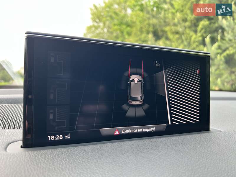 Позашляховик / Кросовер Audi Q7 2018 в Рівному