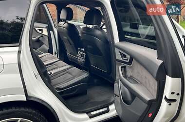 Внедорожник / Кроссовер Audi Q7 2018 в 