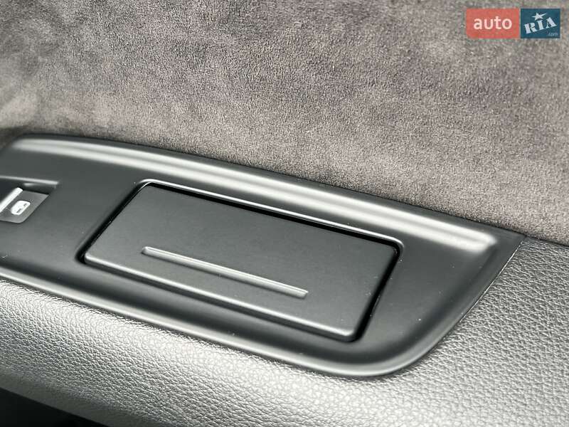 Позашляховик / Кросовер Audi Q7 2018 в Рівному