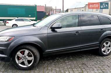 Позашляховик / Кросовер Audi Q7 2010 в 