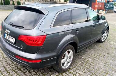 Позашляховик / Кросовер Audi Q7 2010 в 