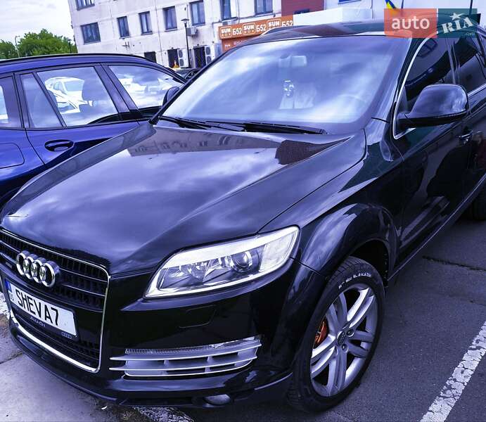 Внедорожник / Кроссовер Audi Q7 2007 в Чернигове