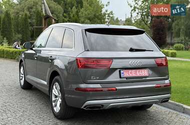 Внедорожник / Кроссовер Audi Q7 2019 в 