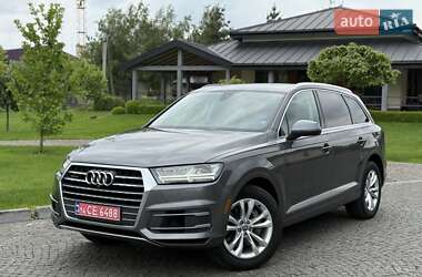 Внедорожник / Кроссовер Audi Q7 2019 в 