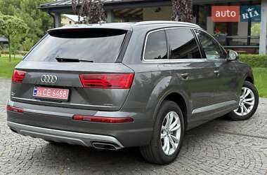 Внедорожник / Кроссовер Audi Q7 2019 в 