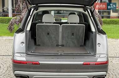 Внедорожник / Кроссовер Audi Q7 2019 в 
