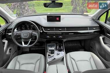 Внедорожник / Кроссовер Audi Q7 2019 в 
