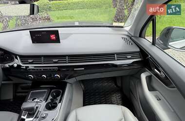 Внедорожник / Кроссовер Audi Q7 2019 в 
