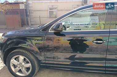 Позашляховик / Кросовер Audi Q7 2014 в 