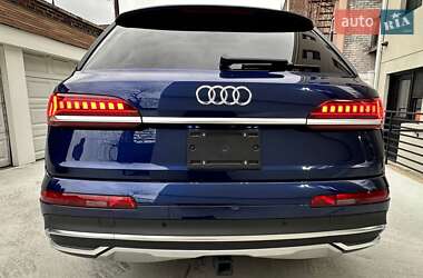 Внедорожник / Кроссовер Audi Q7 2020 в 