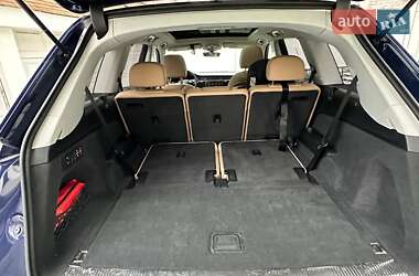 Внедорожник / Кроссовер Audi Q7 2020 в 