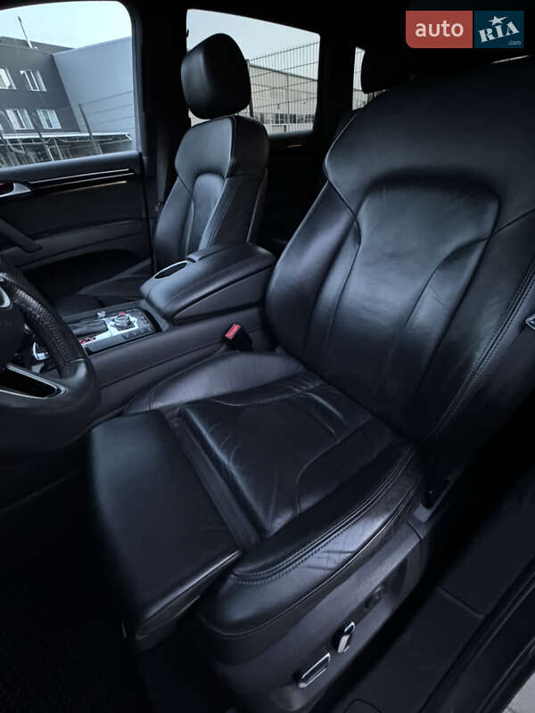 Внедорожник / Кроссовер Audi Q7 2013 в Житомире
